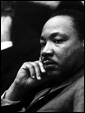 Мартин Лютер Кинг: «Основная трагедия заключается не в жестокости плохих людей, а в молчании хороших»